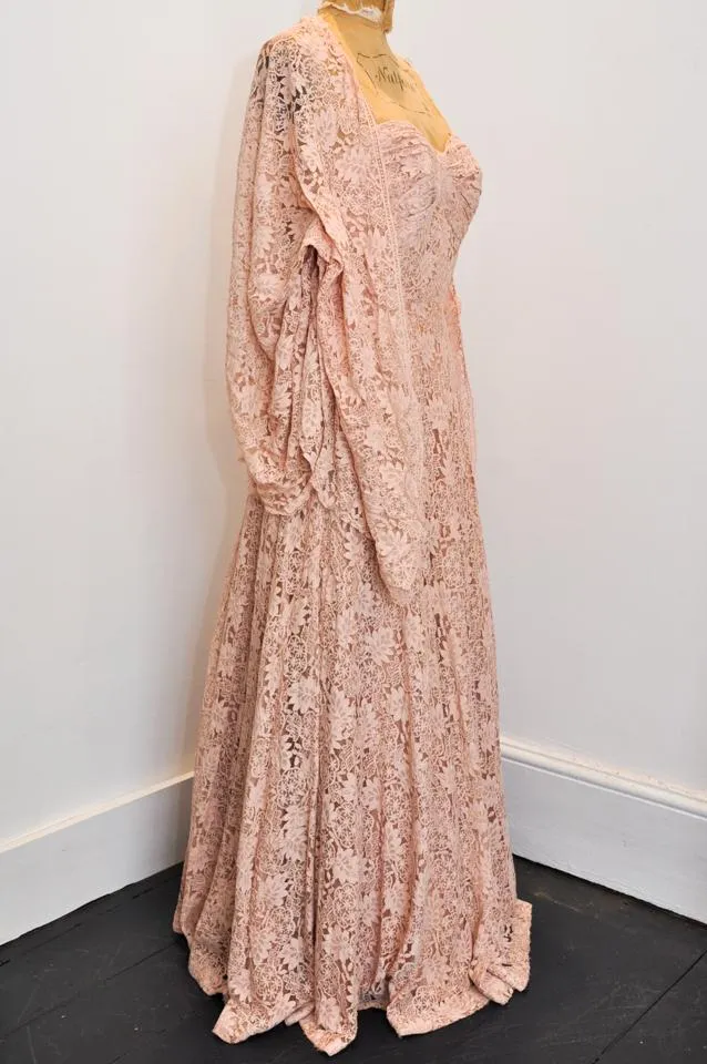 1950s Stunning Dusky Pink Lace Gown with Shawl Wrap