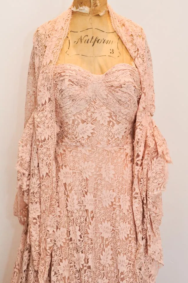 1950s Stunning Dusky Pink Lace Gown with Shawl Wrap