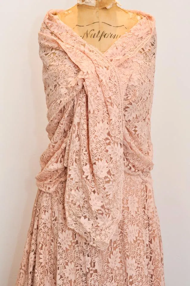 1950s Stunning Dusky Pink Lace Gown with Shawl Wrap