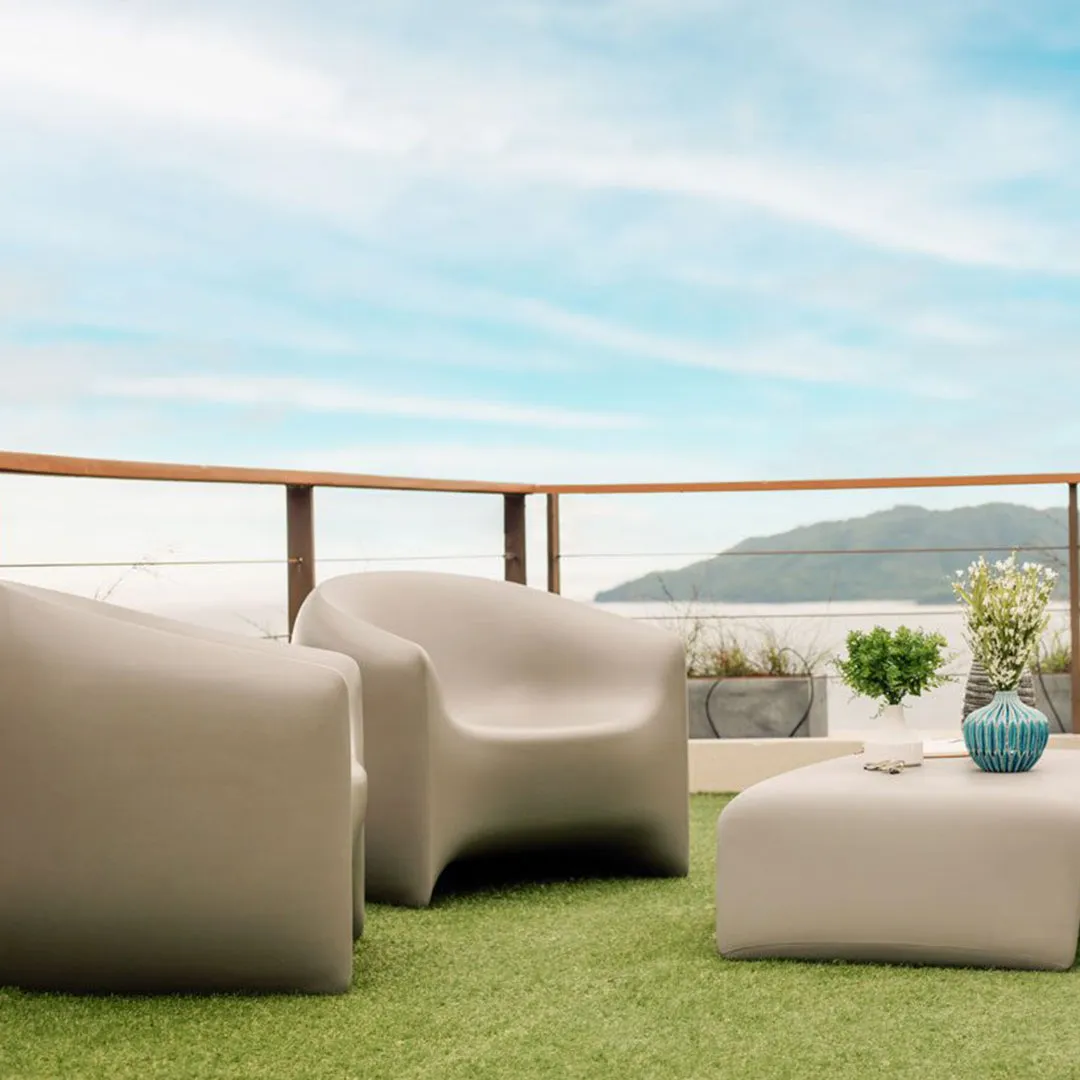 Blow Lounge Chair - Modern Patio Furniture