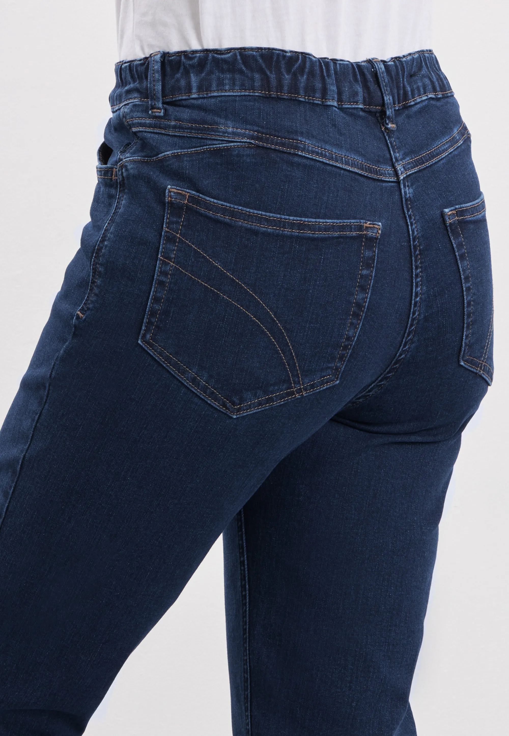 Hannah Regular - Medium Length - Dark Blue Denim