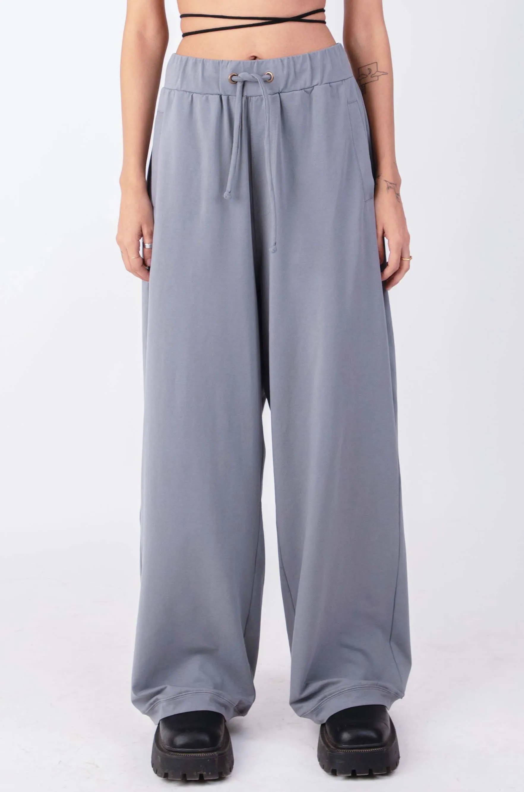 Huemn Wide Legged Sweatpants (Grey)