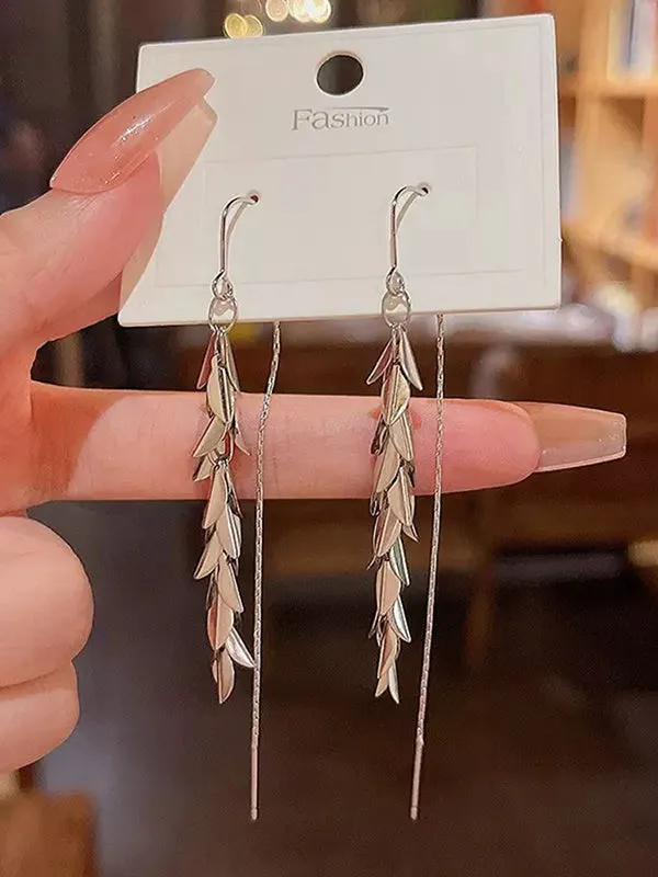 Leaves Shape Tasseled Drop Earrings