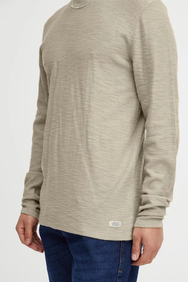 LIGHTWEIGHT PULLOVER