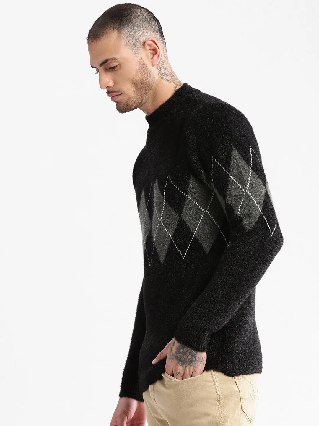 Men Round Neck Argyle Black Pullover