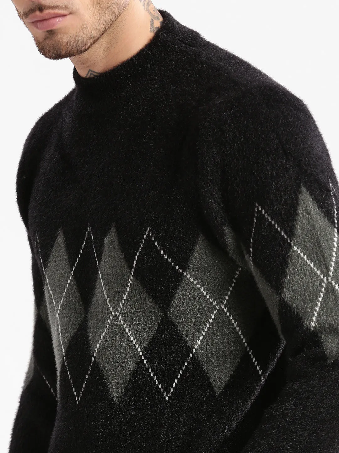 Men Round Neck Argyle Black Pullover