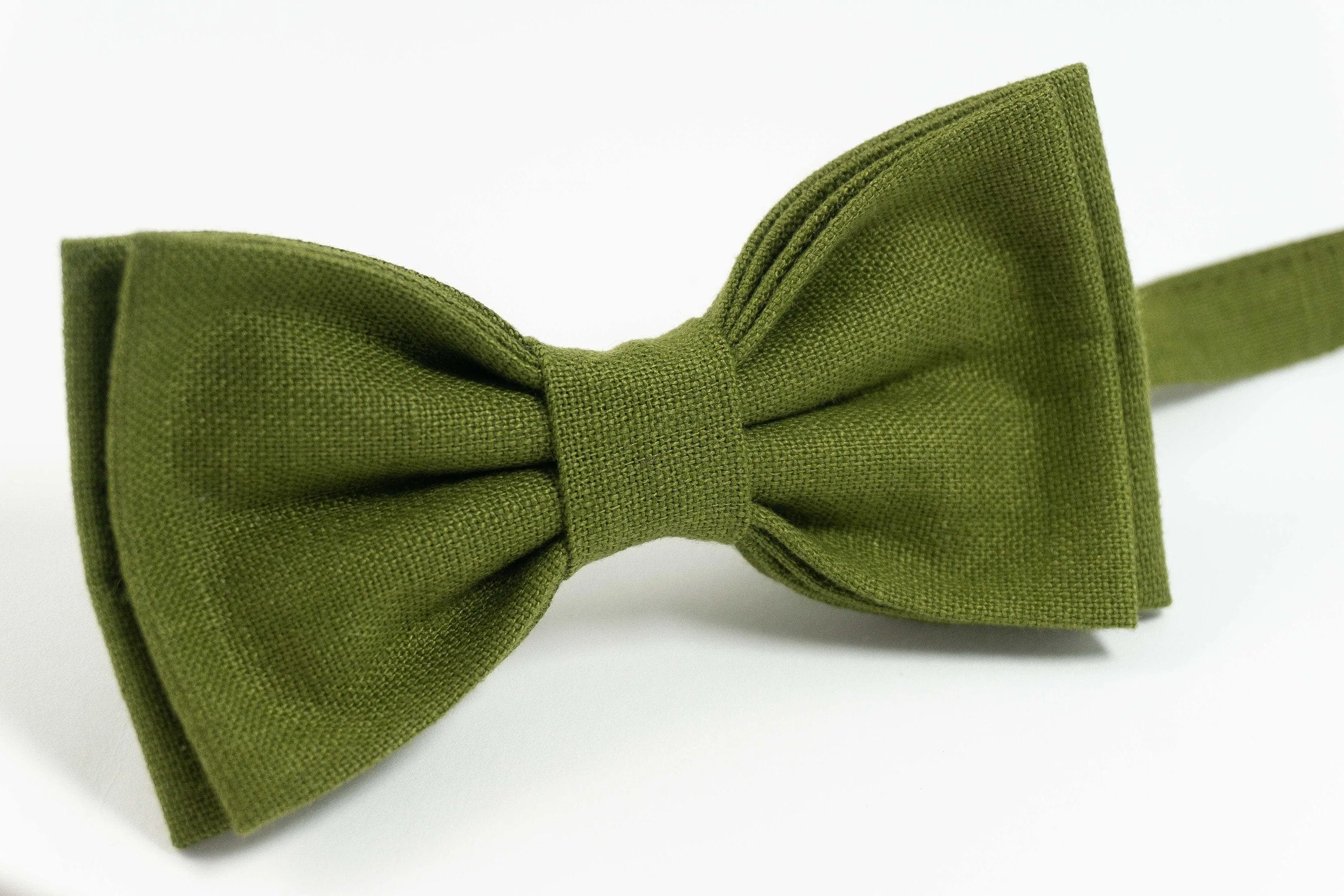 Moss green pre tied bow ties for you groom | High Quality Linen pre tied bow ties for you weddings - High quality adjustable strap