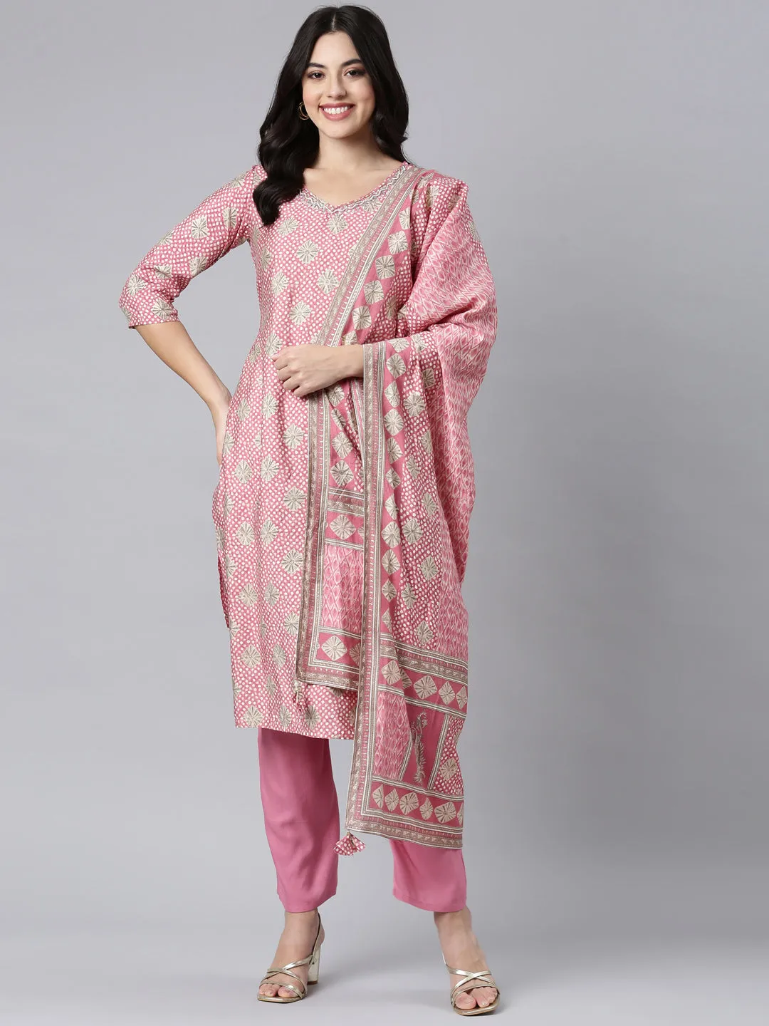 Neerus Pink Regular Straight Bandhani Kurta And Trousers With Dupatta