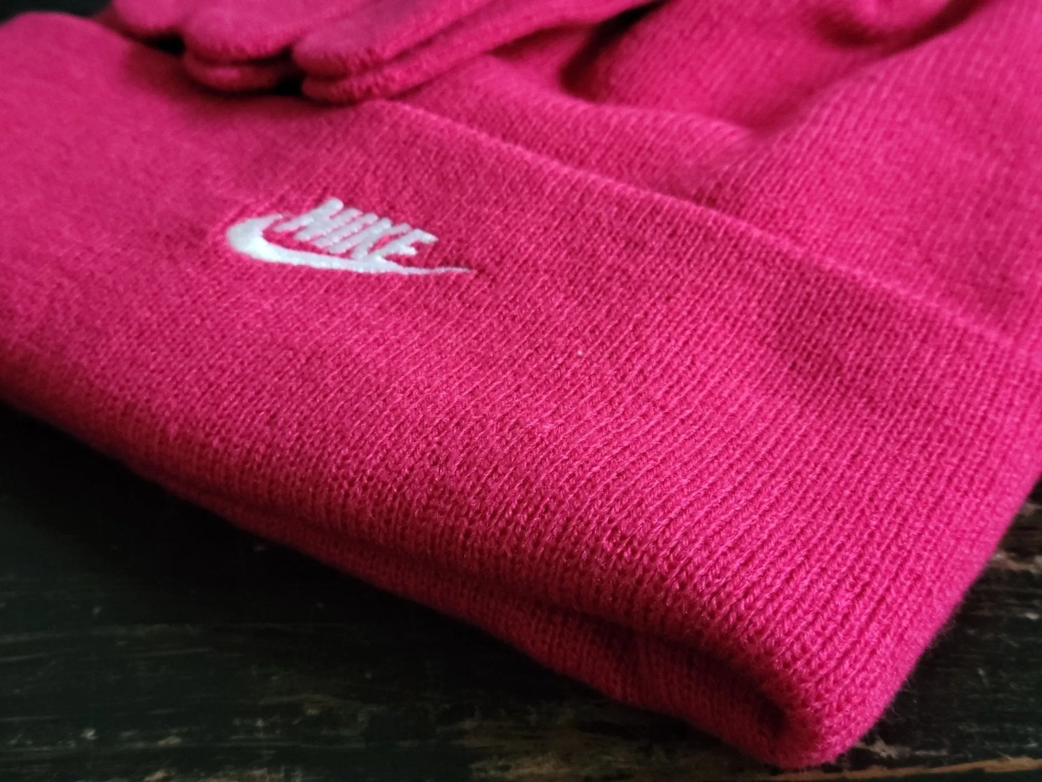 Nike Kids Magenta Pink 2 pcs Beanie Gloves Set 9A2961-U10 Youth Size