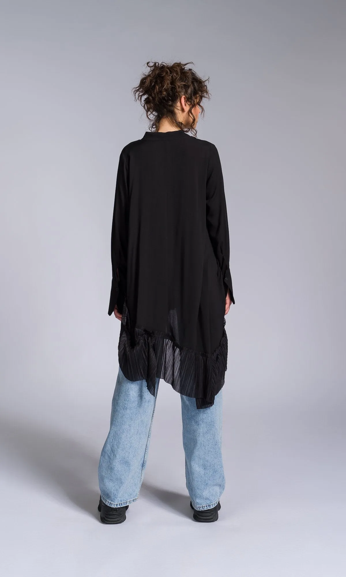 Pleated Hem Asymmetric Shirt