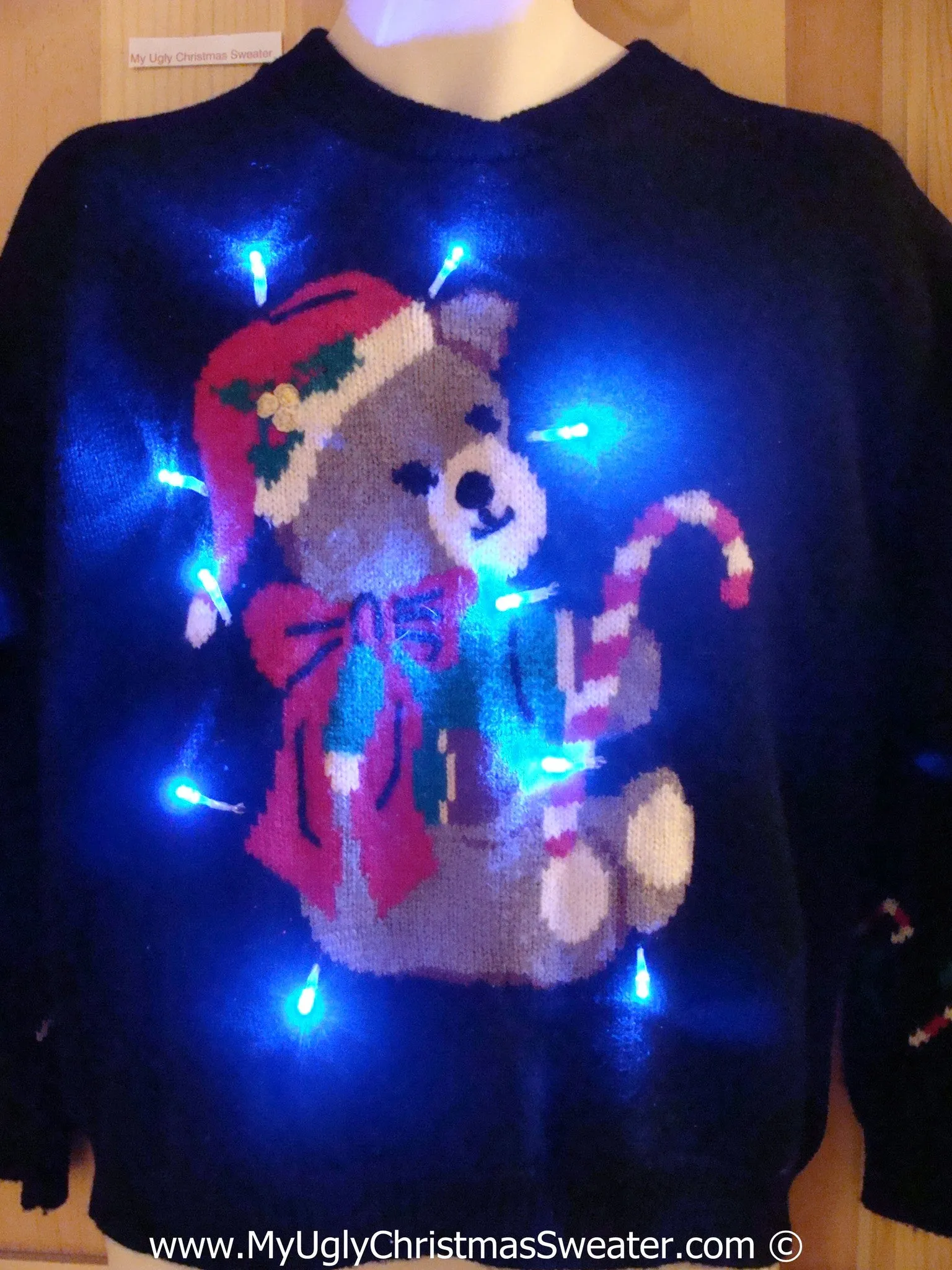 Santa Bear Black Christmas Sweater with Lights (g206)