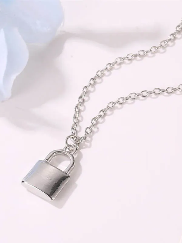 Simple Fashion Lock Necklace