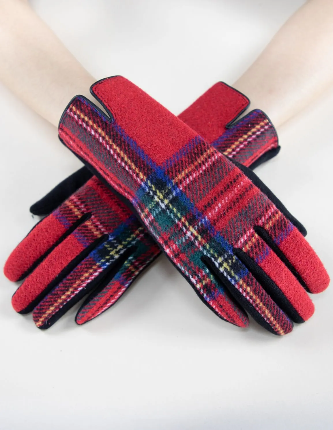 Symmetrical Plaidberry Gloves - Red