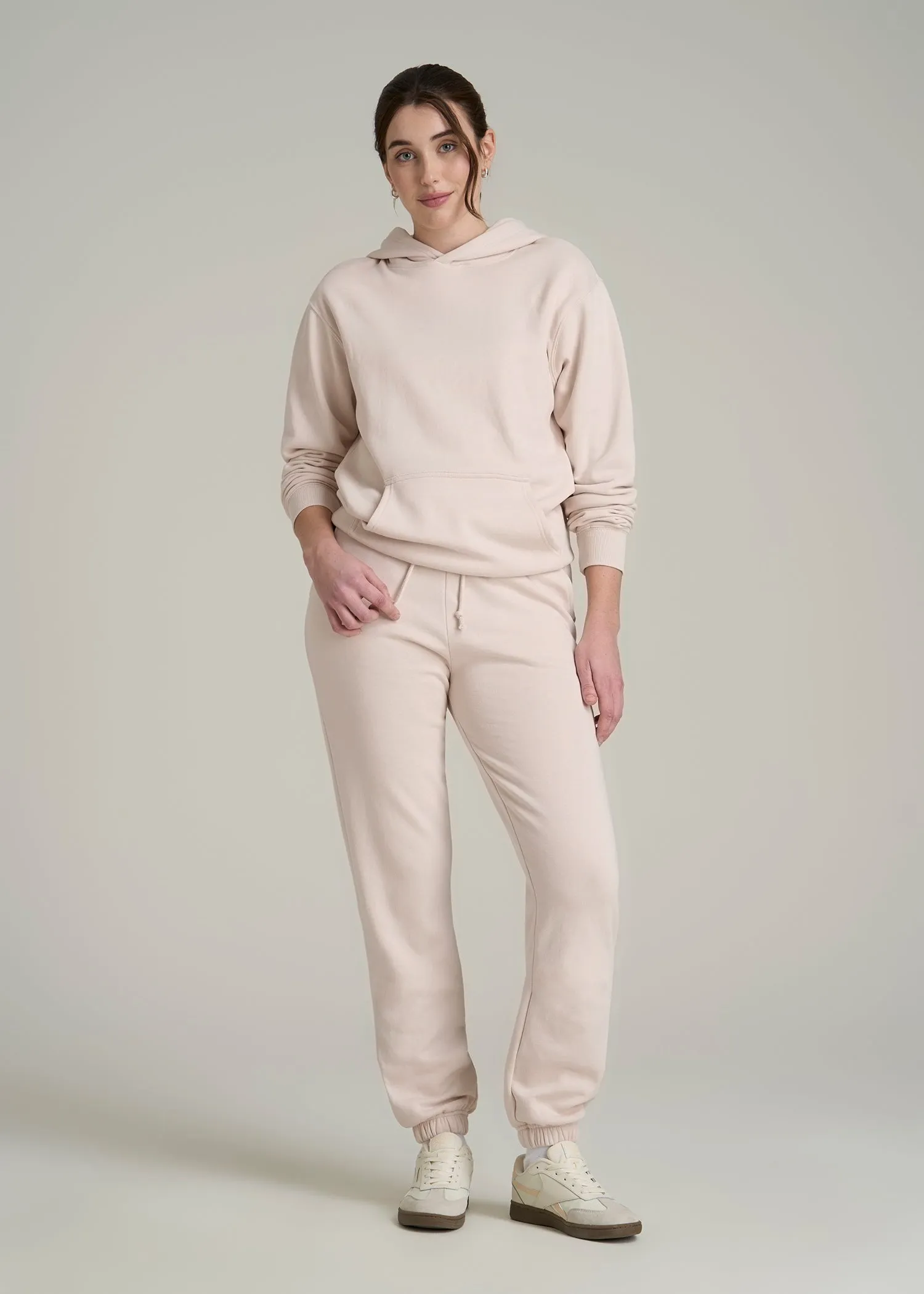 Wearever Fleece SLIM-FIT High-Waisted Women's Sweatpants in Shell